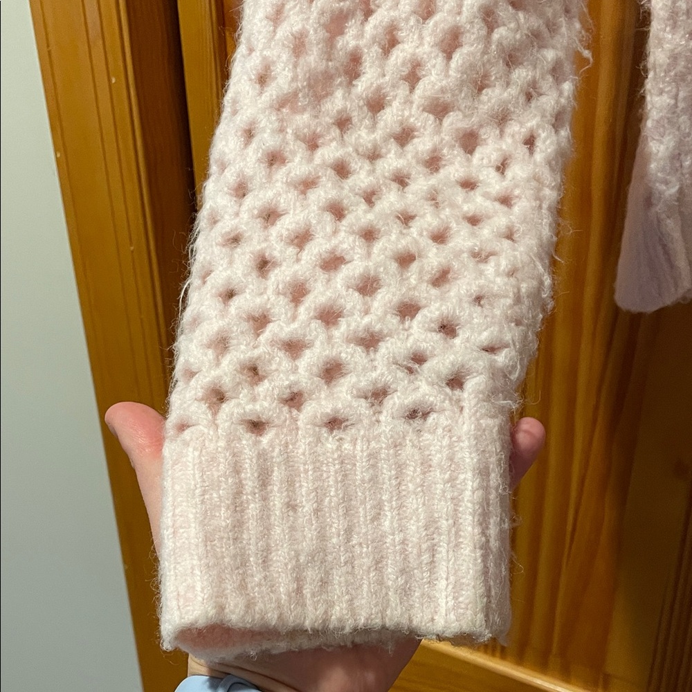 Woman’s Universal Thread Large Oversized Blush Pi… - image 5